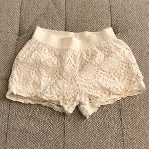 Girl’s Wonder Nation Lace Shorts Size M(7-8) Beige